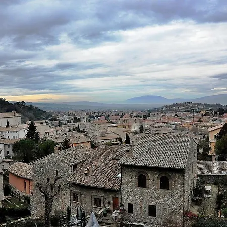 Via F.lli Cairoli 4